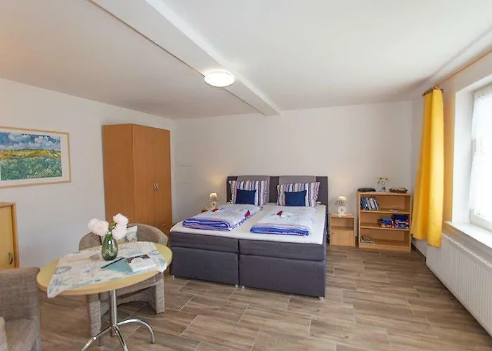 Zum Lachsfischer * Schaprode